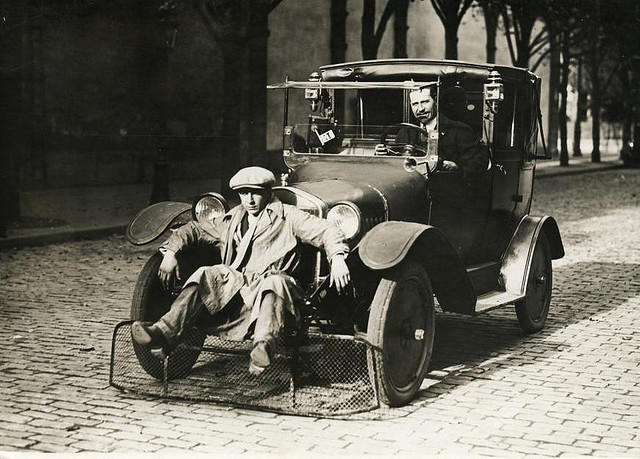 Car with shovel for pedestrians