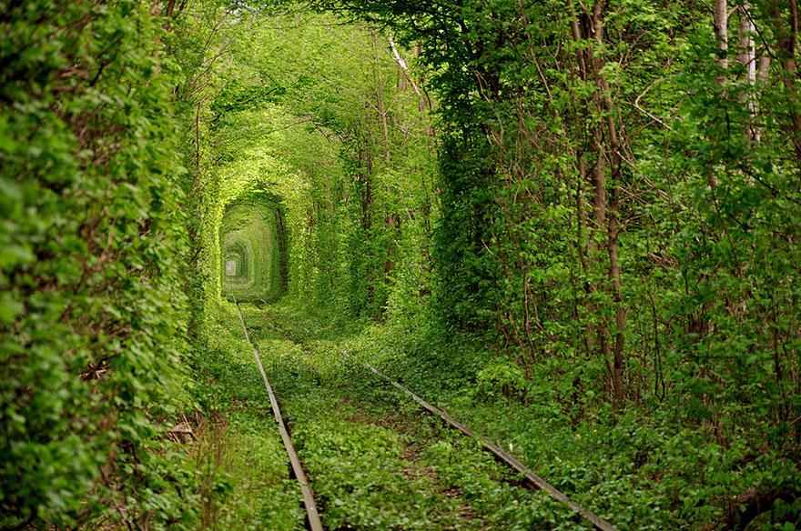 08 - Tunnel of Love in Ukraine