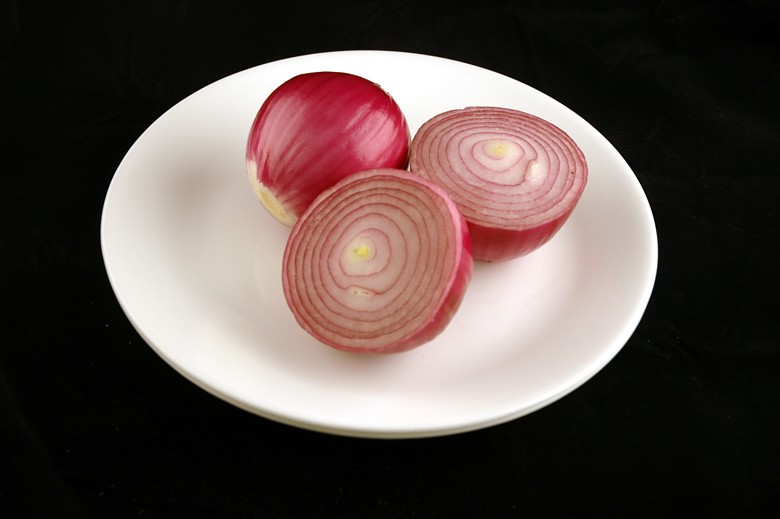 32) Onions