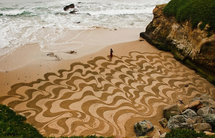 Andres-Amador_Sand-Painting-13