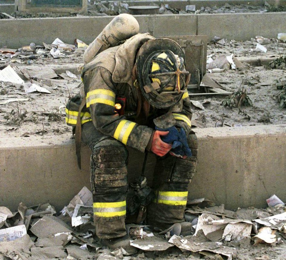 b-9-11-firefighters-920-65