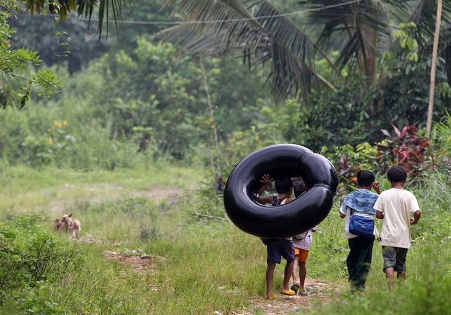 children-going-to-school-around-the-world-53