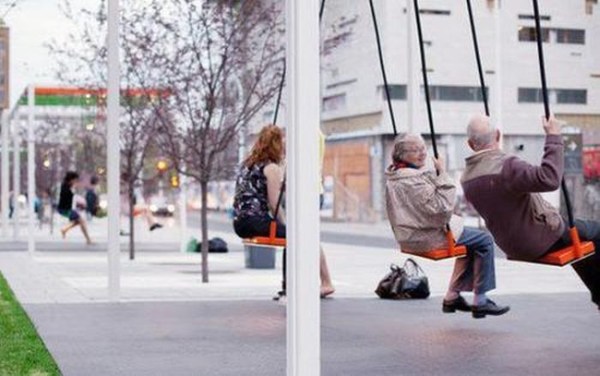 8. The most swingin' bus stop in Canada.