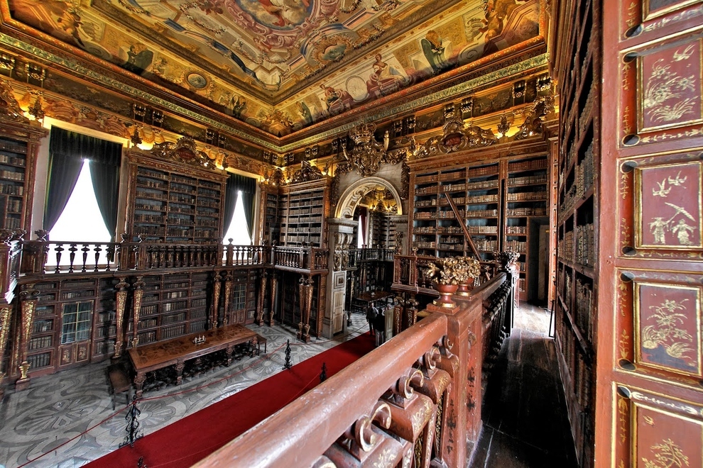The University of Coimbra General Library: