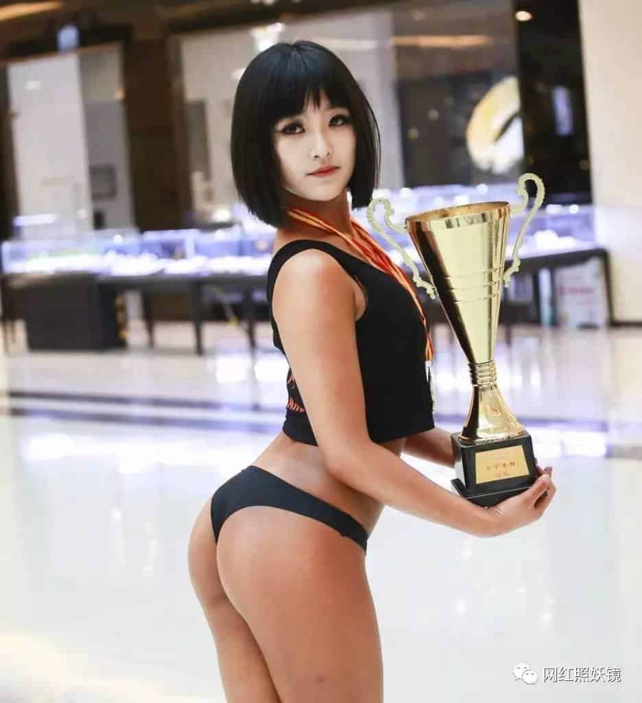 This Chinese Girl Has China S Most Beautiful Butt