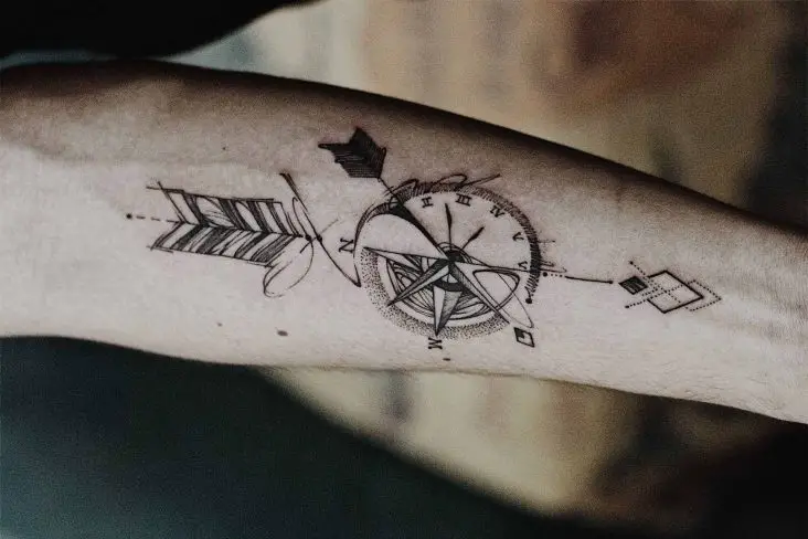 30 Arrow Tattoos For Women Who Strive - Pulptastic