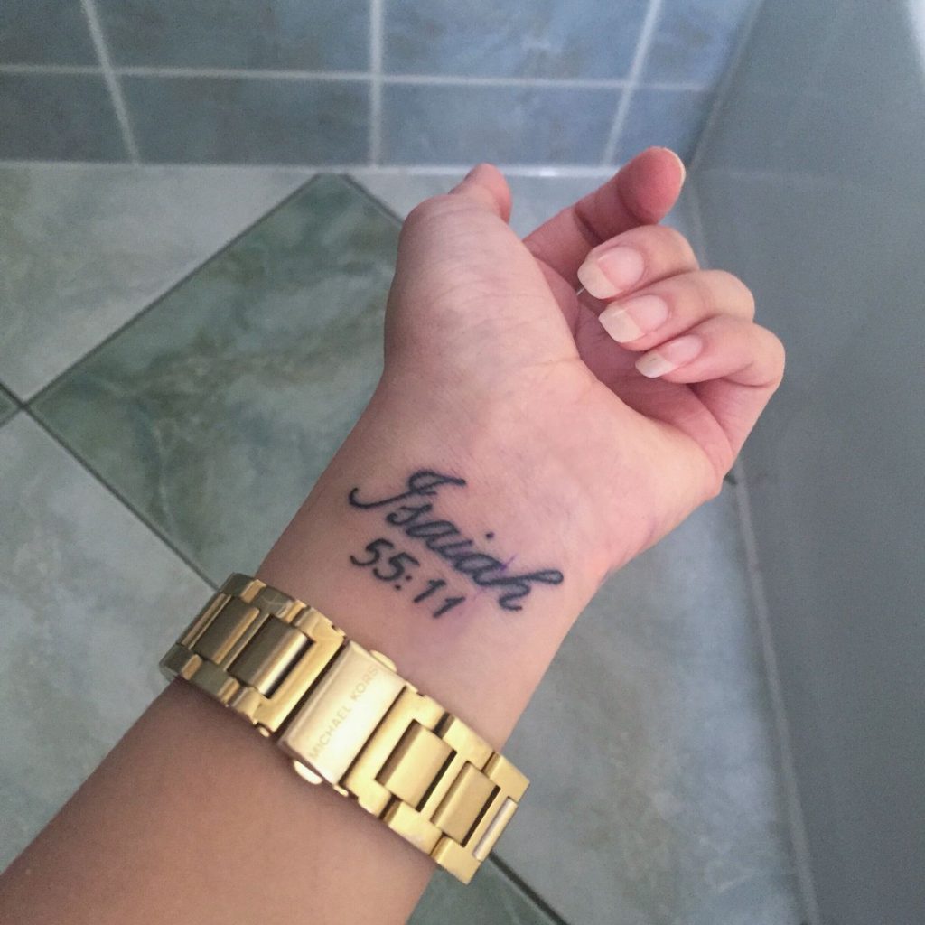 30 Cute Wrist Tattoos For Women