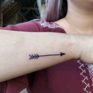 30 Arrow Tattoos For Women Who Strive