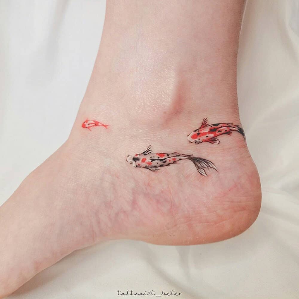 Two Koi Fish Tattoo Designs / 20 Lucky Koi Fish Tattoos Ideas To Try 2021 The Trend Spotter - The koi fish was thought to symbolize good fortune and perseverance.