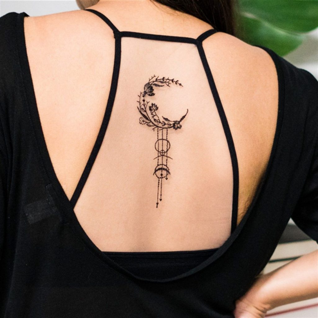 25 Beautiful Moon Tattoos for Women