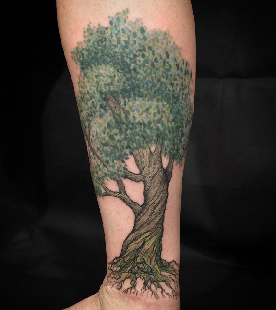 30 Amazing Tree Tattoos for Men  Pulptastic