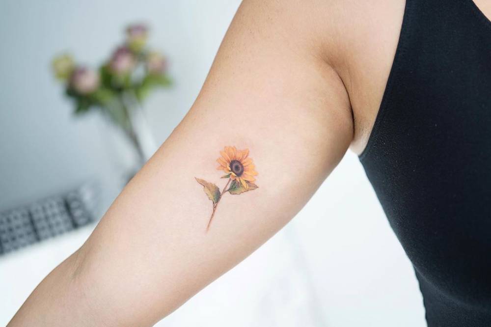 30 Best Sunflower Tattoos For Women 22