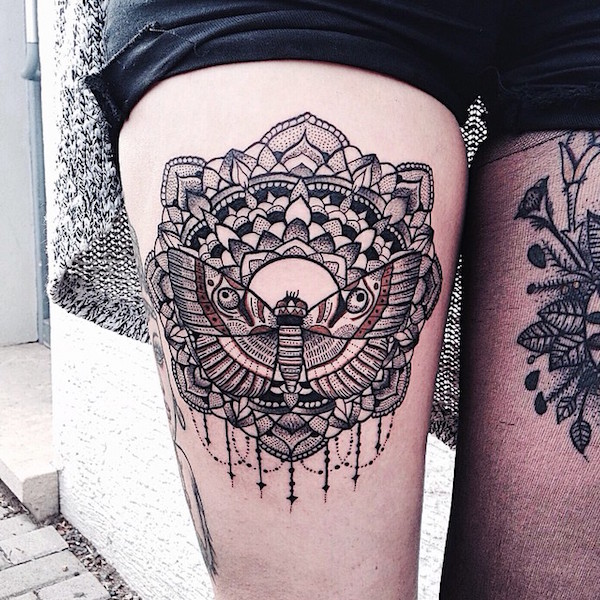 25 Sexy Thigh Tattoos For Women Pulptastic 