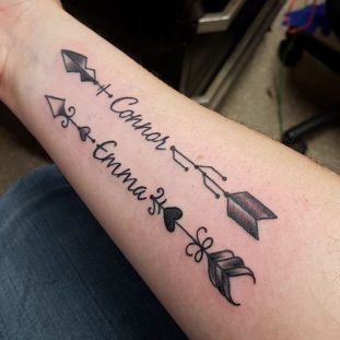 30 Arrow Tattoos For Women Who Strive - Pulptastic