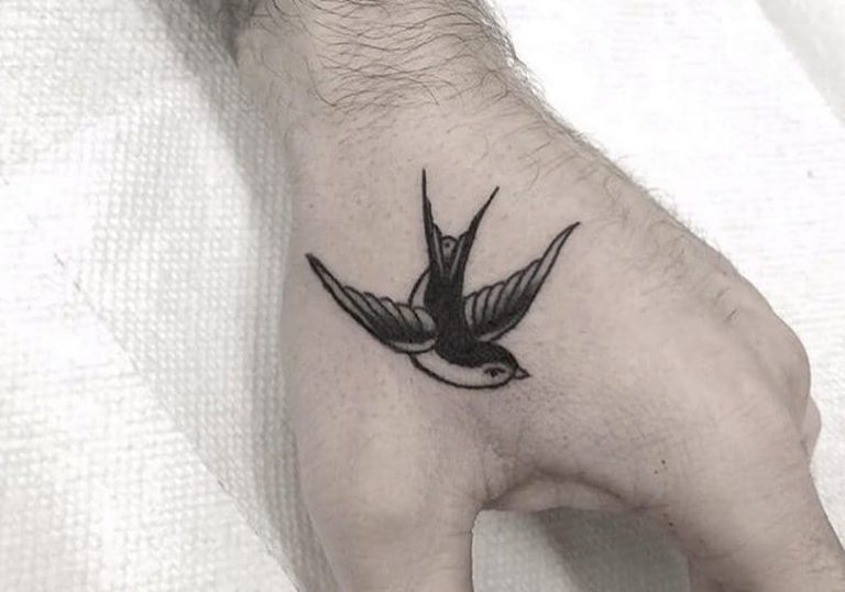 30 Brilliant Bird Tattoos For Men - Pulptastic