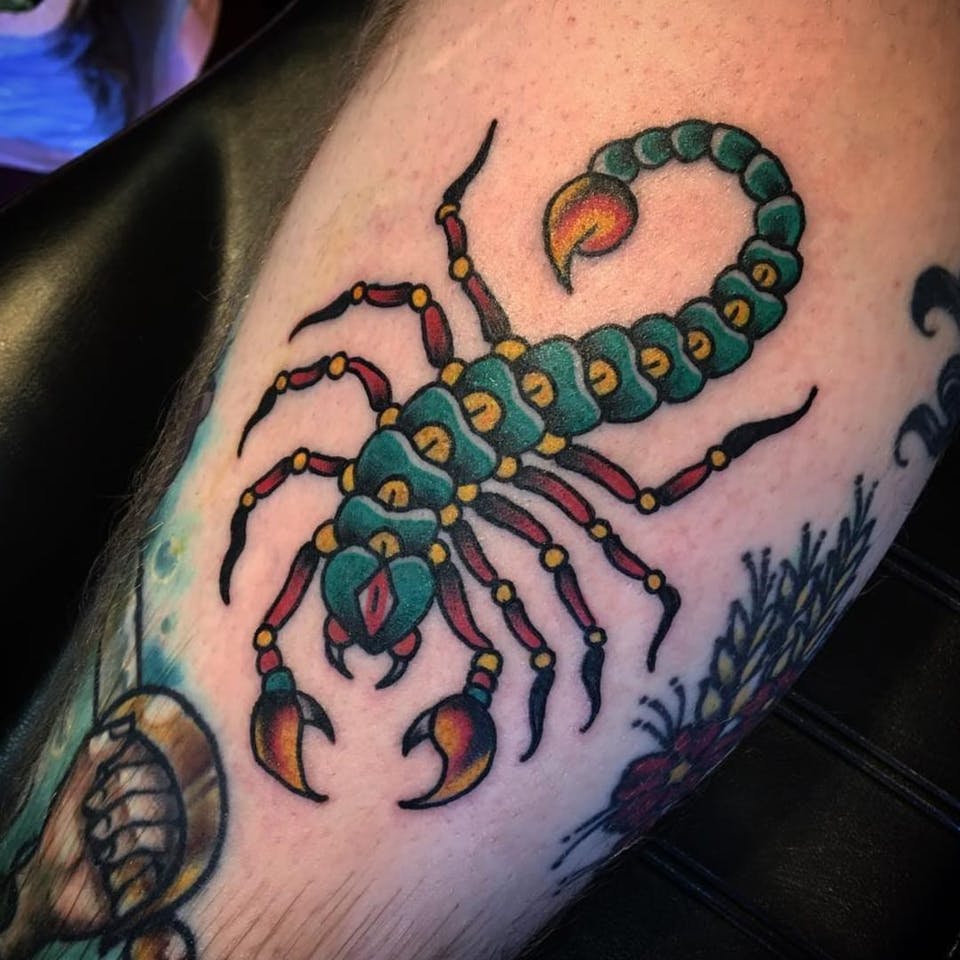 Scorpion tattoo on the right thigh  Tattoogridnet