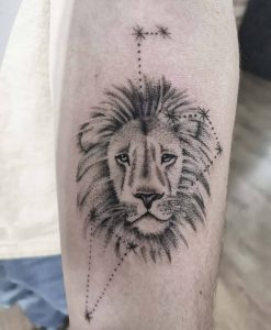 25 Daring Lion Tattoos For Men - Pulptastic