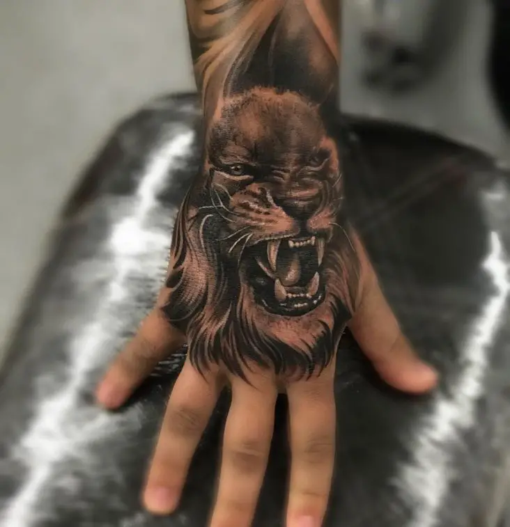 25 Daring Lion Tattoos For Men - Pulptastic