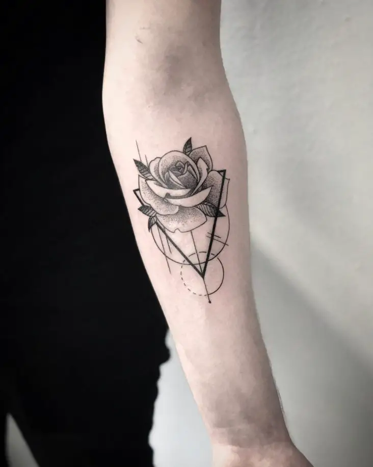 40 Best Rose Tattoos for Women in 2022 - Pulptastic