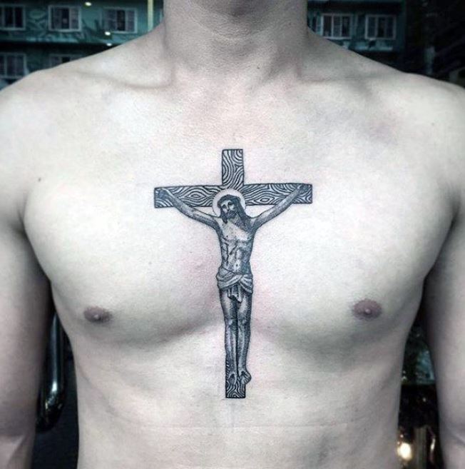 Православный крест на груди