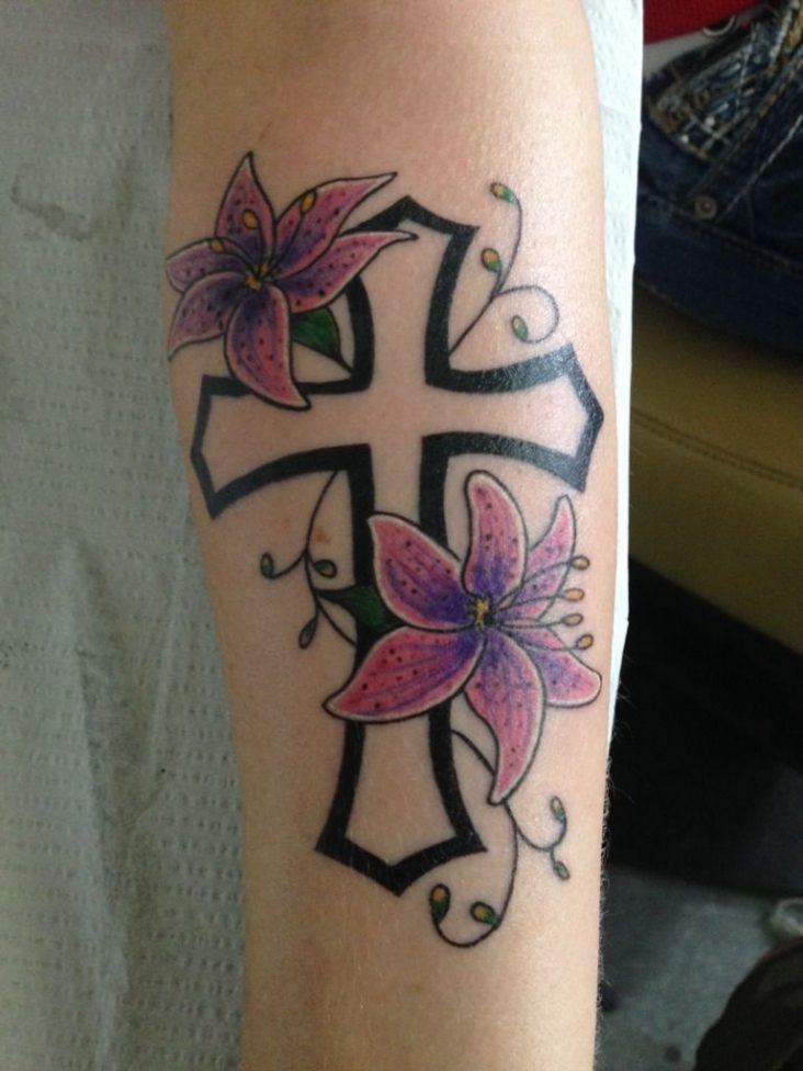 35 Best Cross Tattoo Ideas of 2022 - Pulptastic