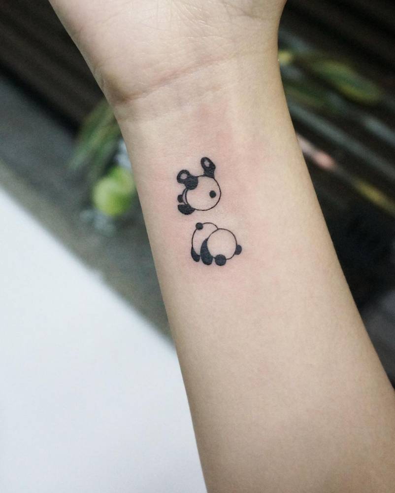 40 Cute Small Tattoos For Women - Pulptastic