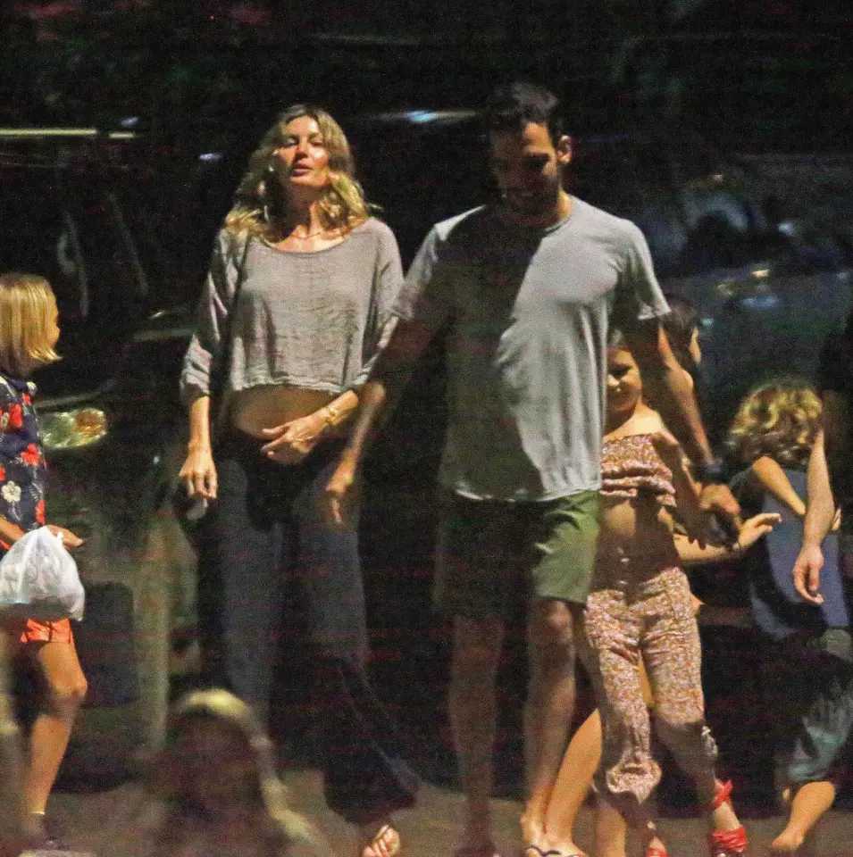 Gisele Bündchen Enjoys Costa Rican Dinner Date With New Man Joaquim ...