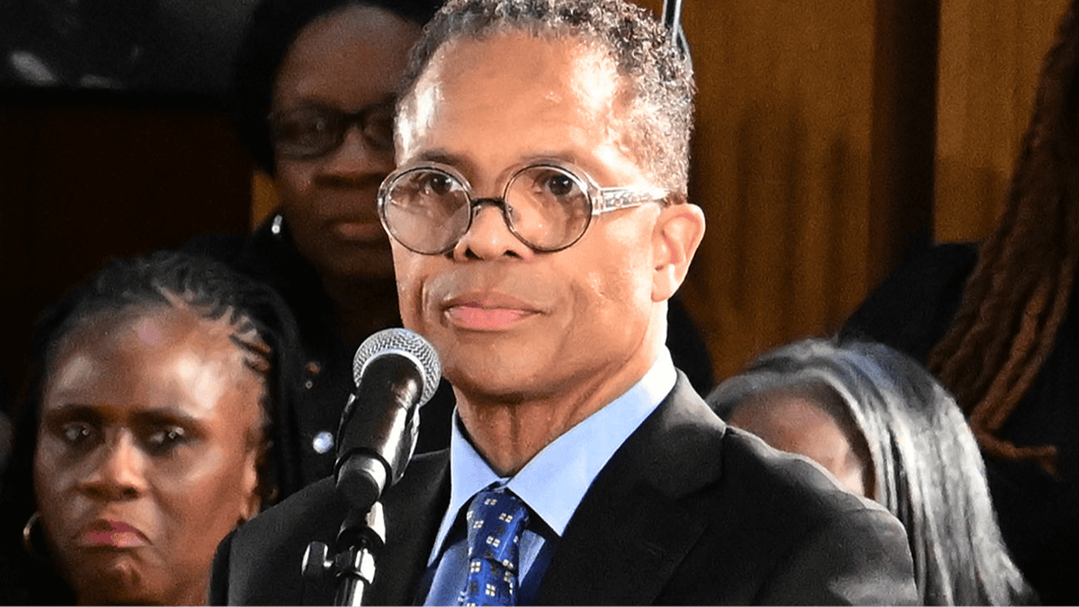 Jesse Jackson's son slams Obama and Biden for Trump nod during father’s funeral - Pulptastic