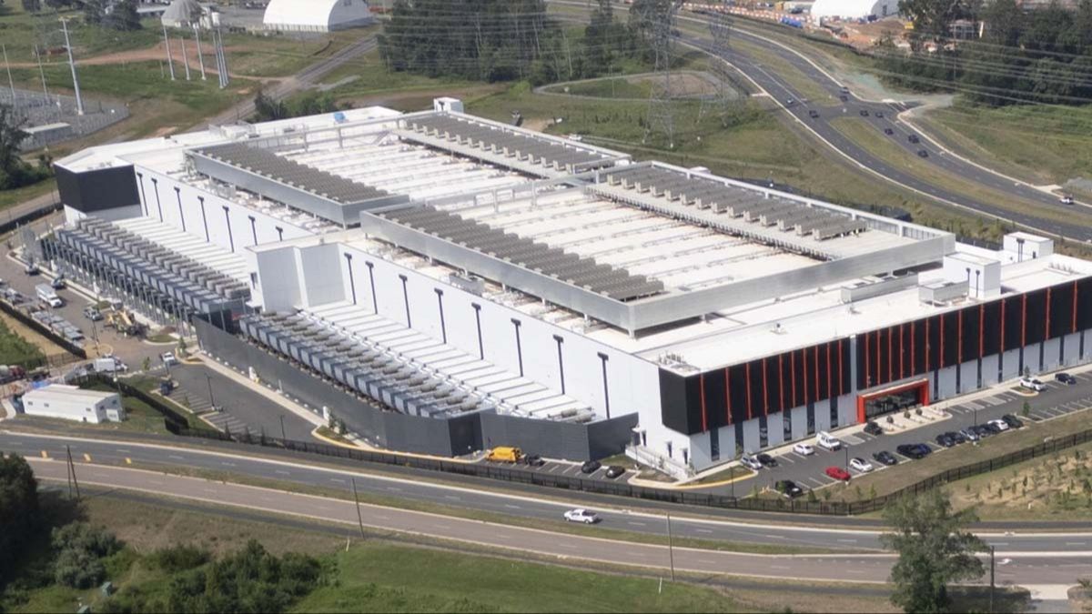 Scientists discover disturbing impact of data centers creating 'heat islands' warming the Earth by 16 degrees - Pulptastic