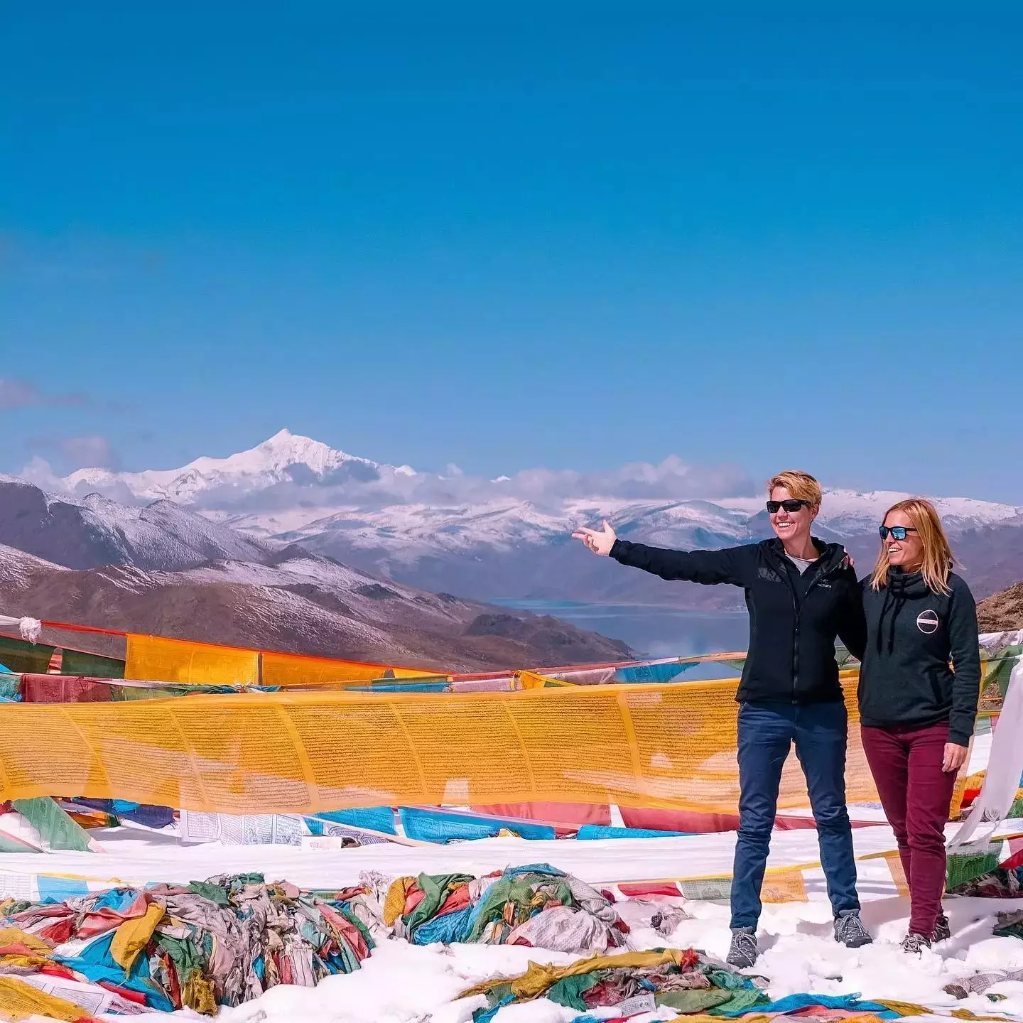 The pair initially bonded over their love of travel and eventually started a blog, Very Hungry Nomads. (Very Hungry Nomads/Meta)