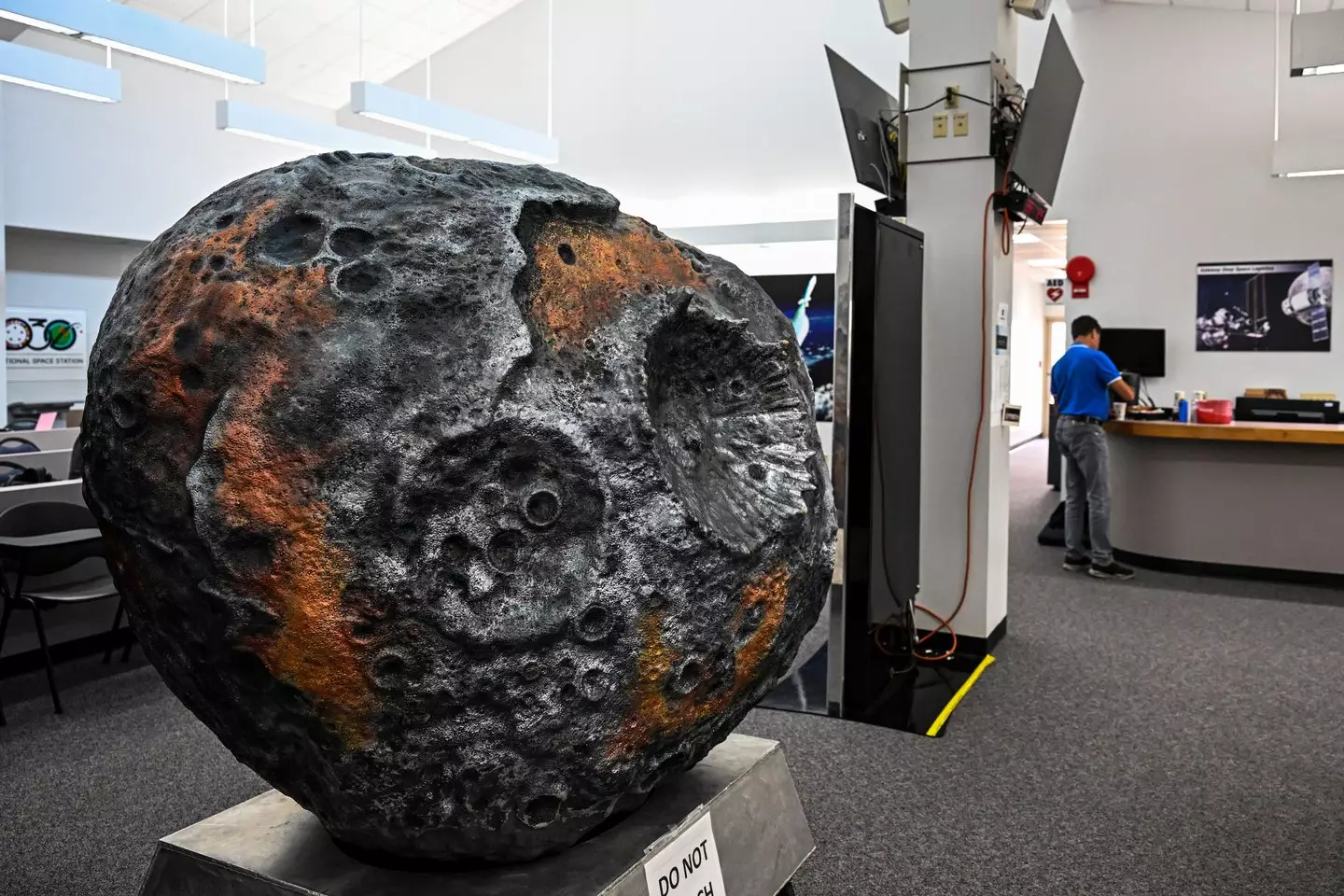 A model of metal-rich asteroid Psyche (CHANDAN KHANNA/AFP via Getty Images)