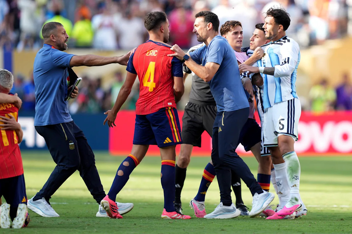 FIFA opens investigation into Argentina players after they turned their backs on Spain during medal ceremony