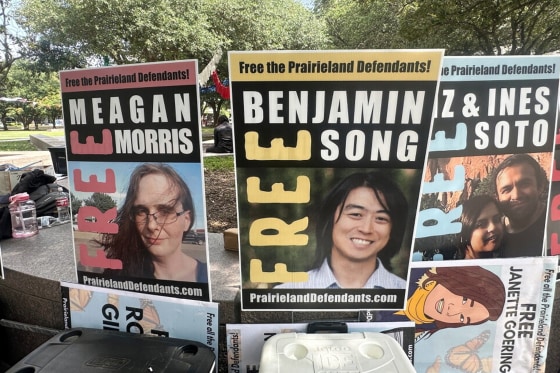Judges resume sentencing over shooting at Texas immigration facility