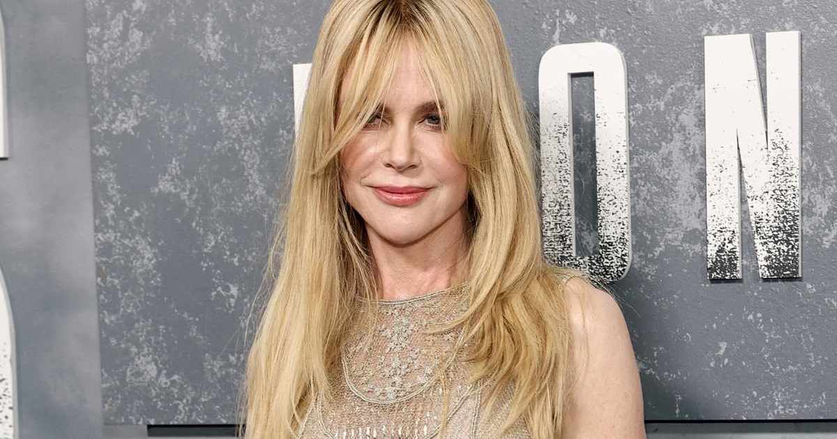 Nicole Kidman in sheer metallic Fendi couture at the premiere event.