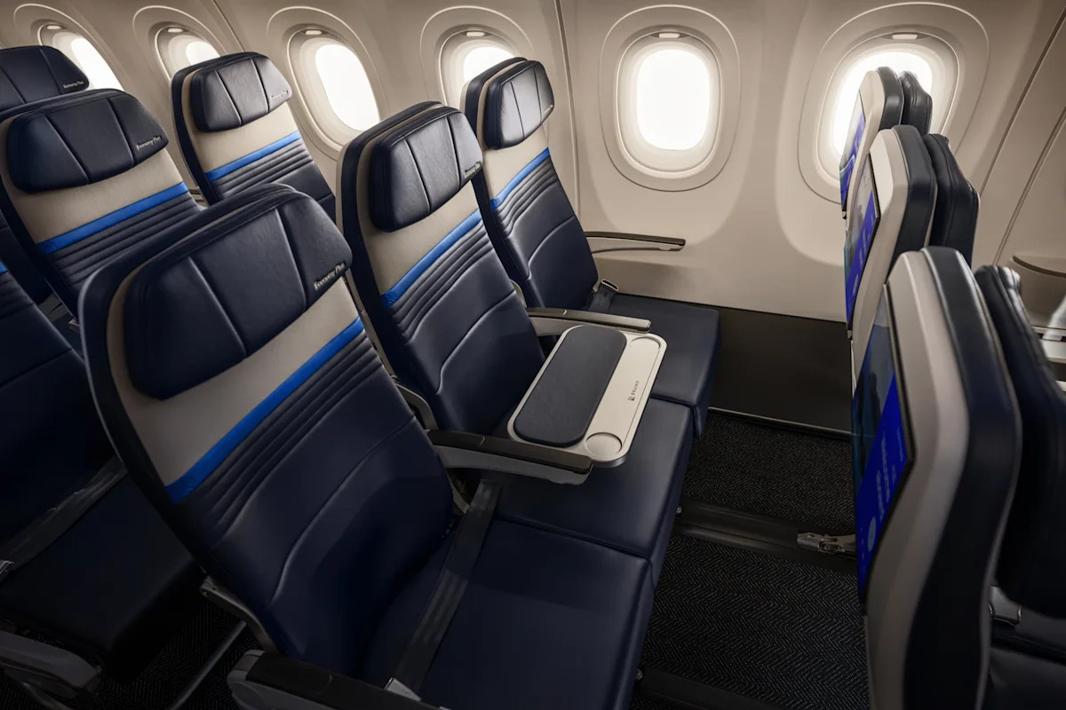 An empty middle seat is the latest perk United Airlines will offer on some flights