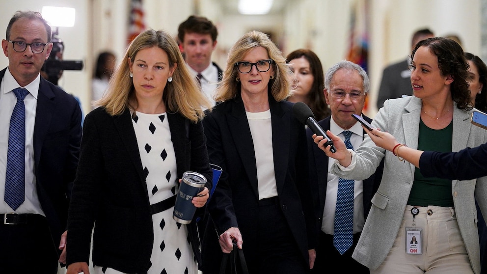 Former Obama counsel, Goldman Sachs lawyer admits to making ‘extraordinarily poor taste’ joke about Jeffrey Epstein’s massages