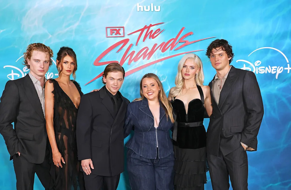 Kaia Gerber lets her thong play peekaboo in plunging sheer gown at ‘The Shards’ London premiere