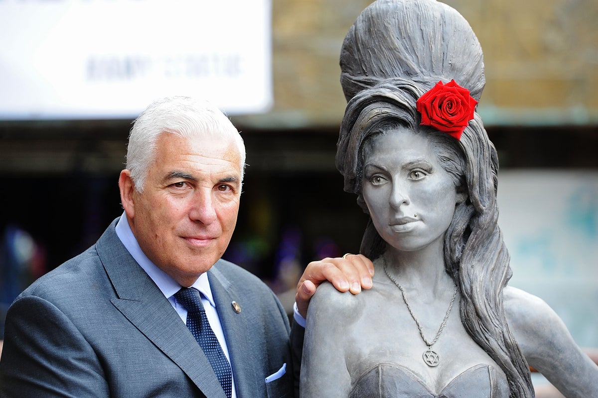 Amy Winehouse’s dad ordered to pay staggering seven-figure sum to singer’s friends who auctioned her clothes