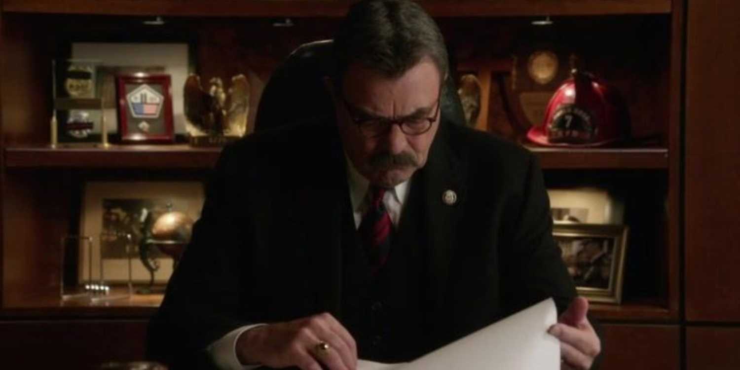 Tom Selleck reignites CBS feud over āBlue Bloodsā cancellation as he exposes castās shocking pay cut