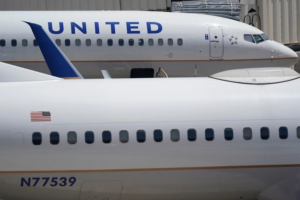 An empty middle seat is the latest perk United Airlines will offer on some flights