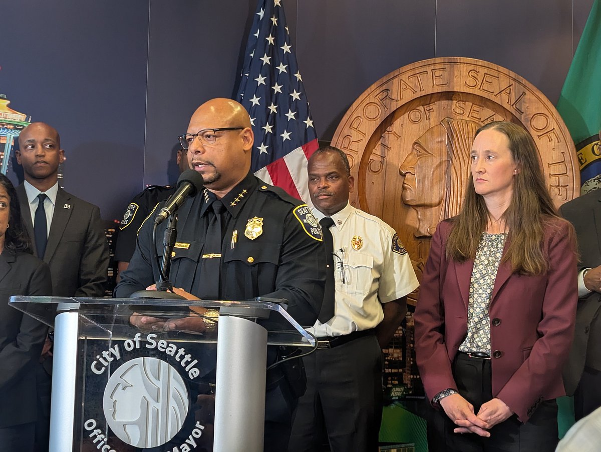 Seattle police chief erupts at reporter while under fire for absence from city after mass shooting