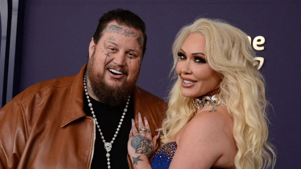 Bunnie Xo and Jelly Roll raise eyebrows with pointed social media move after divorce