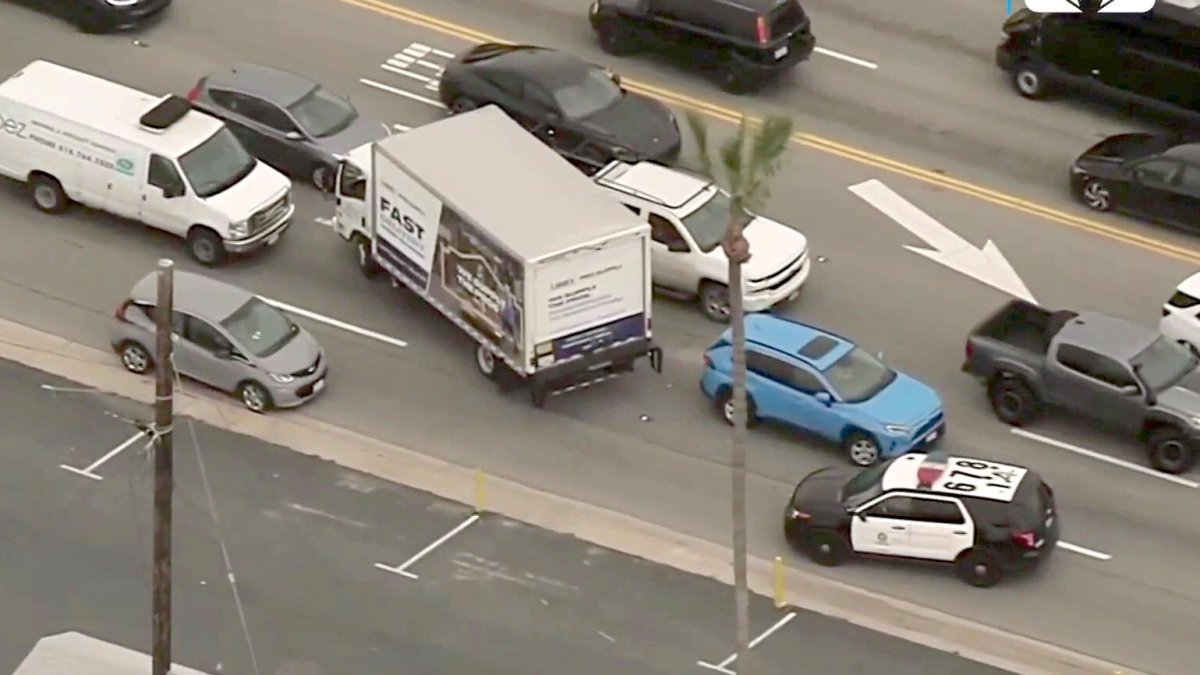 Truck driver stuck in vehicle after smashing into building on Pacific Coast Highway