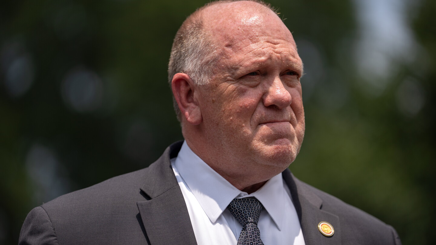 Trump’s border czar says vetting of ICE officer is under internal review after Maine shooting