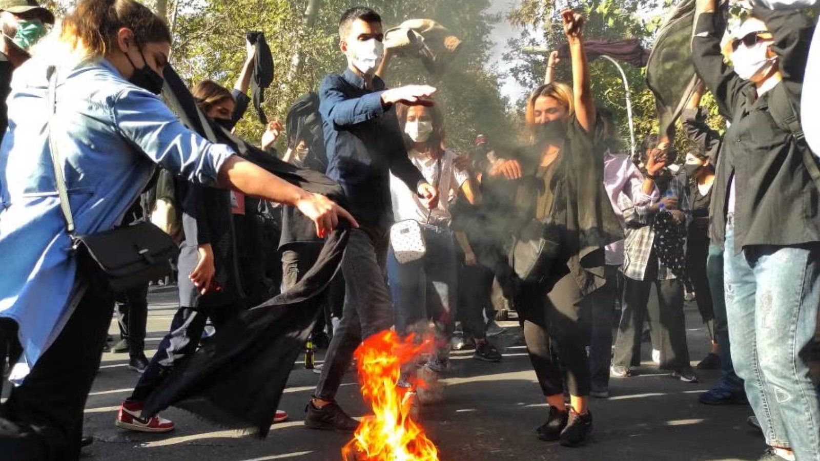 Iran executes a man convicted of killing a security force member during 2022 protests