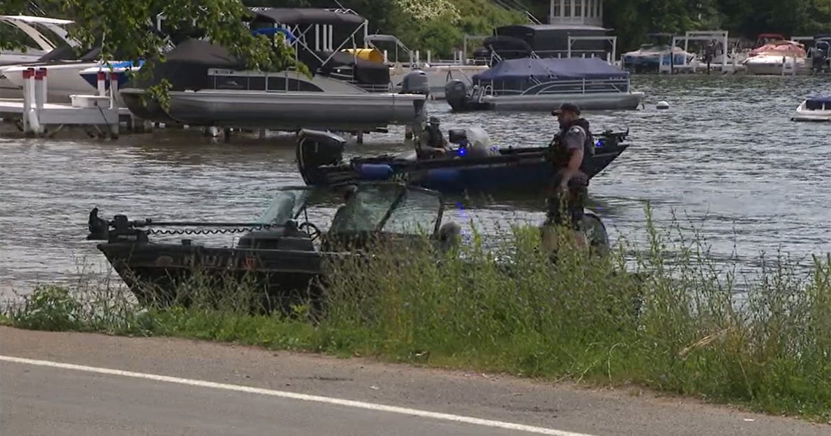 3 dead and others rescued after boat capsizes on Wisconsin lake amid storms