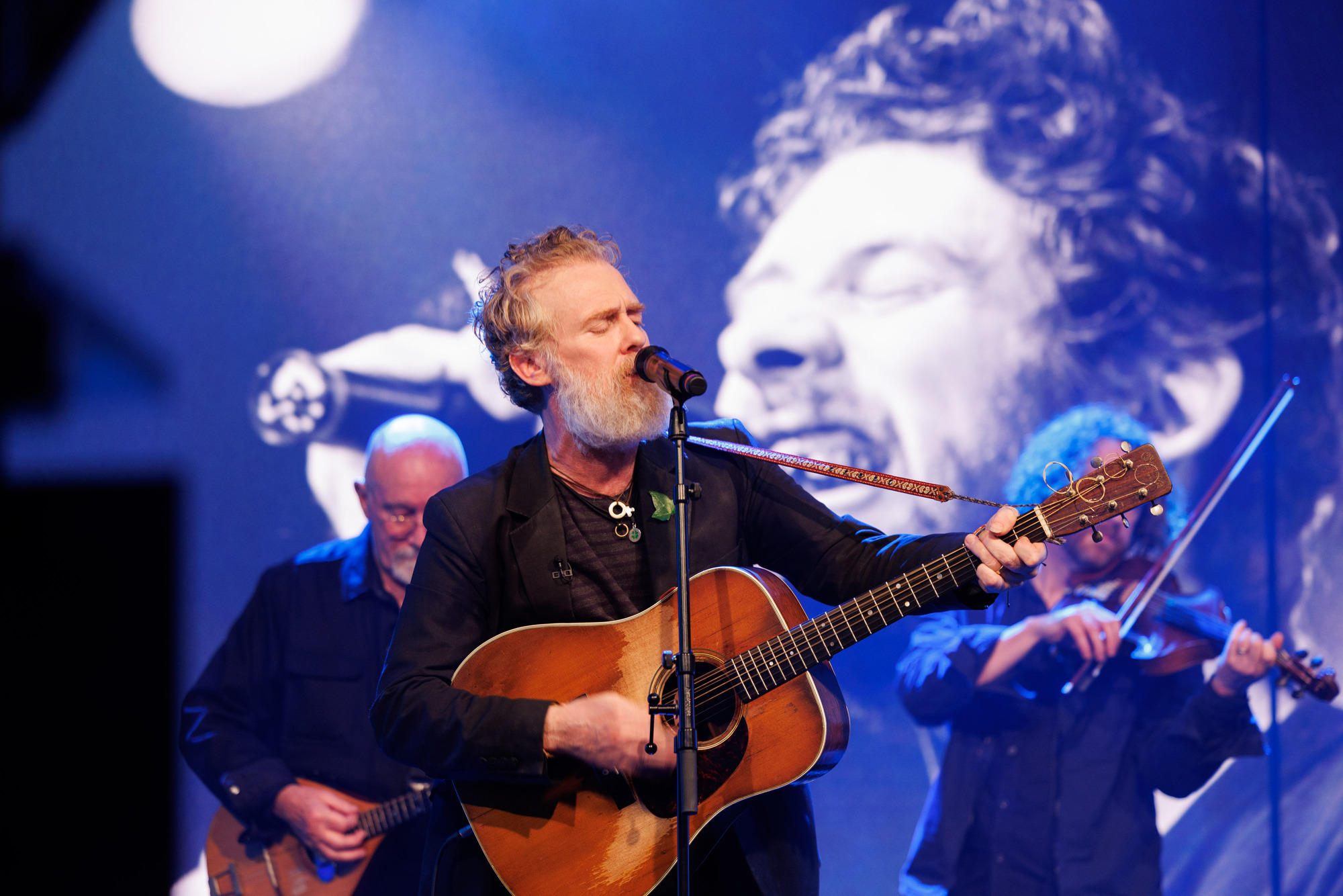 Glen Hansard performing with The Frames, his band since 1990