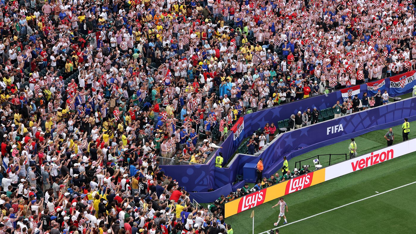 Eastern heat on July 4 threatens World Cup players and fans