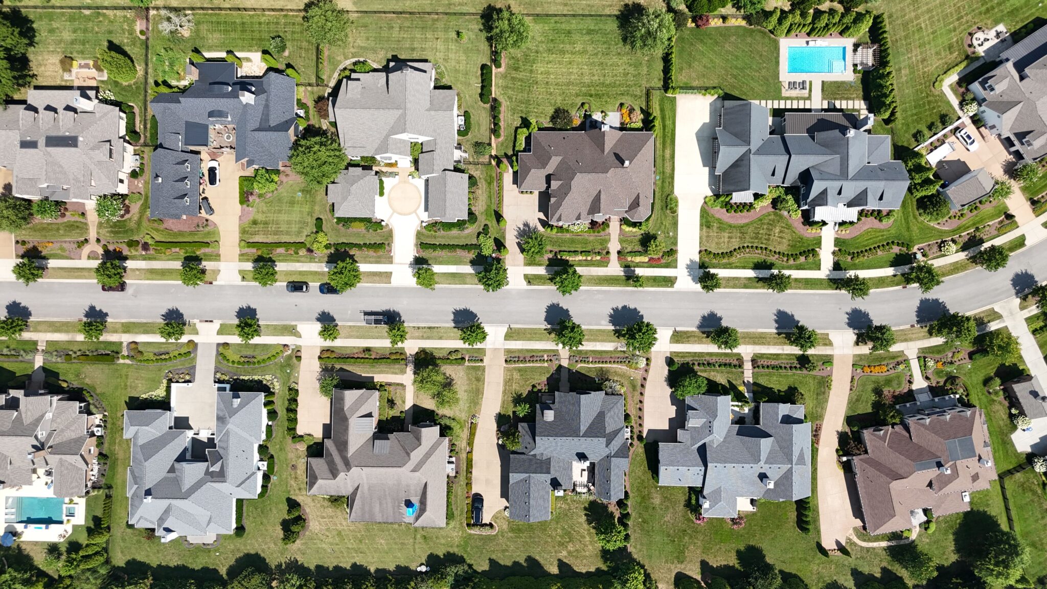 US home prices hit an all-time high as sales slow and mortgage rates rise