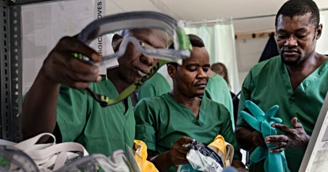 Ebola cases kill over 1,500 people during fastest-growing outbreak, Congo data shows